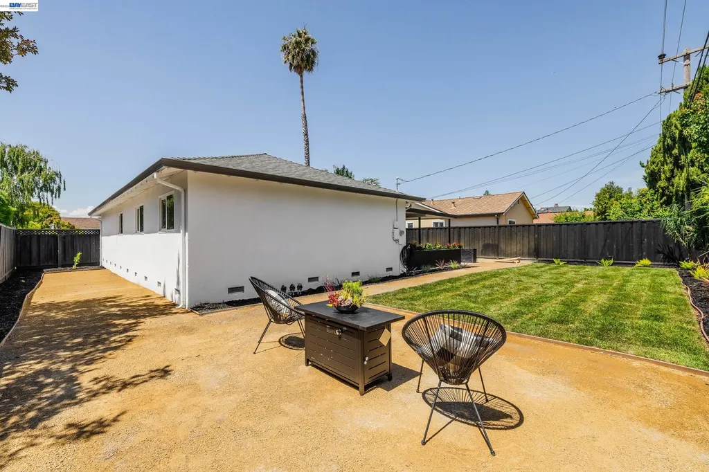 38850 Bonnie Way Fremont CA 94536