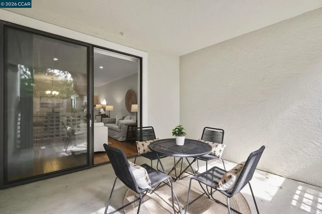 2586 Oak Road Walnut Creek CA 94597
