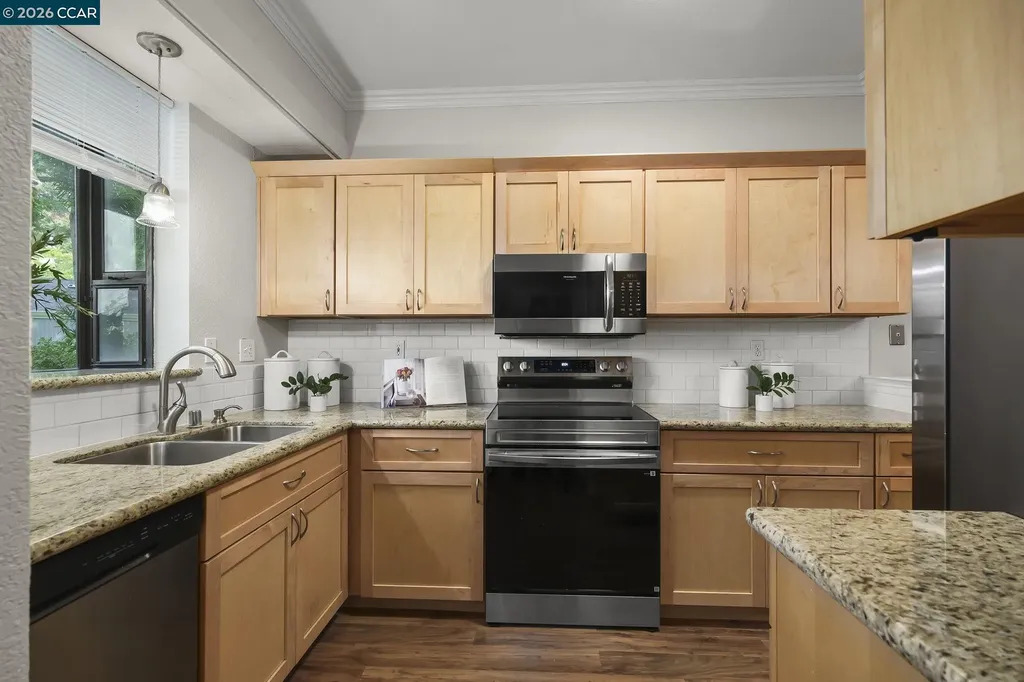 2586 Oak Road Walnut Creek CA 94597