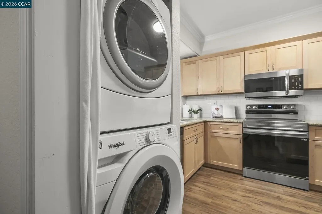 2586 Oak Road Walnut Creek CA 94597
