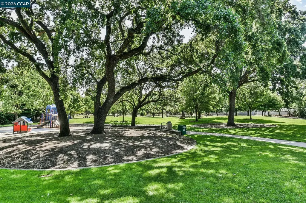 2586 Oak Road Walnut Creek CA 94597