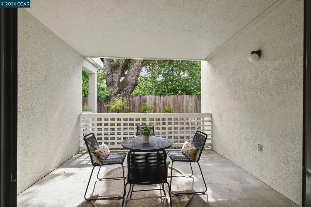 2586 Oak Road Walnut Creek CA 94597