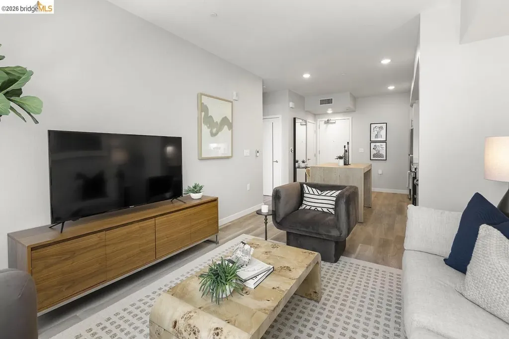 260 Brooklyn Basin Way Oakland CA 94606