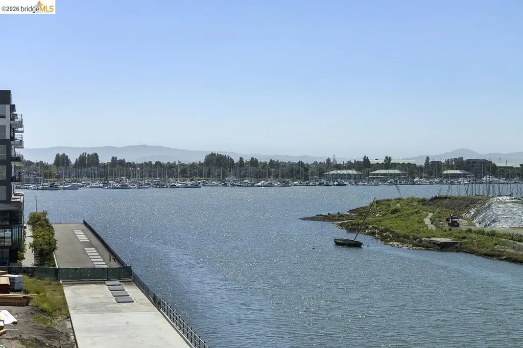 260 Brooklyn Basin Way Oakland CA 94606