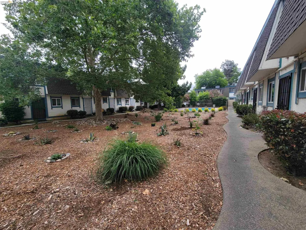 3905 Clayton Road Concord CA 94521