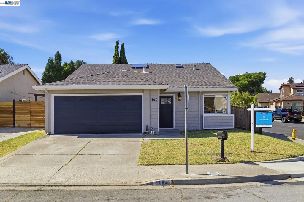 194 Stanislaus Way Hayward CA 94544