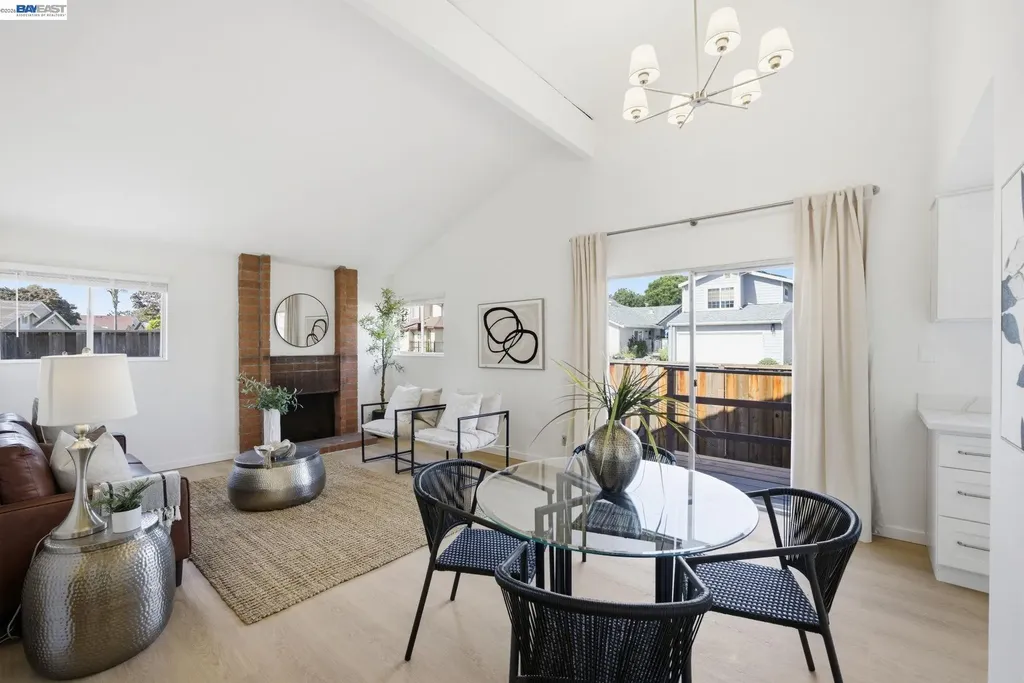 194 Stanislaus Way Hayward CA 94544