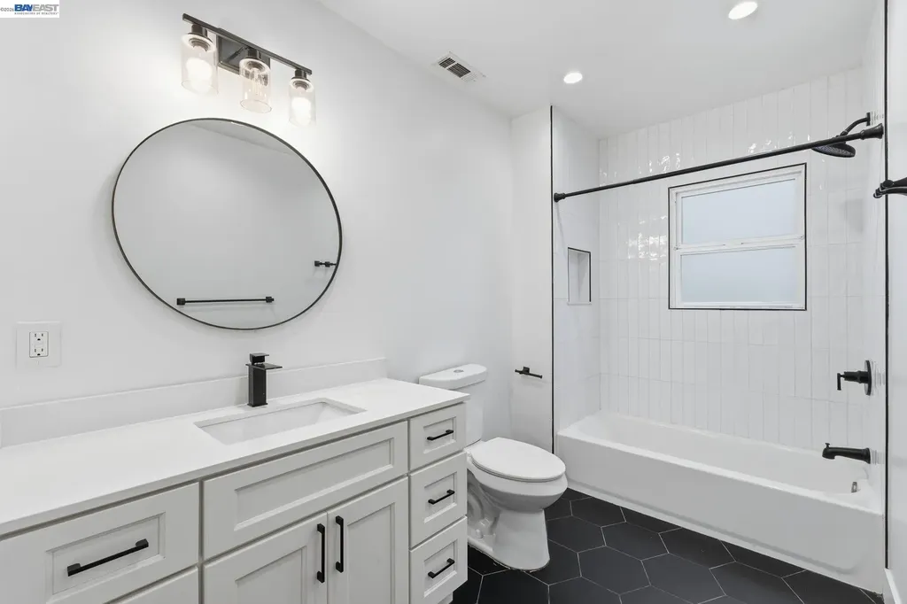 1463 103rd Avenue Oakland CA 94603