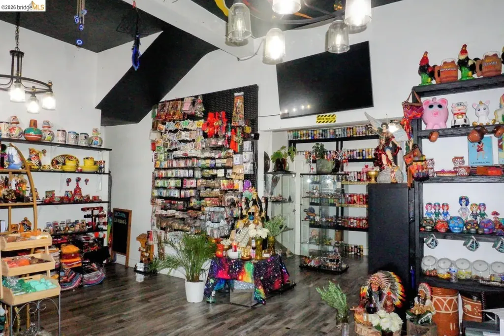 6708 International Boulevard Oakland CA 94621