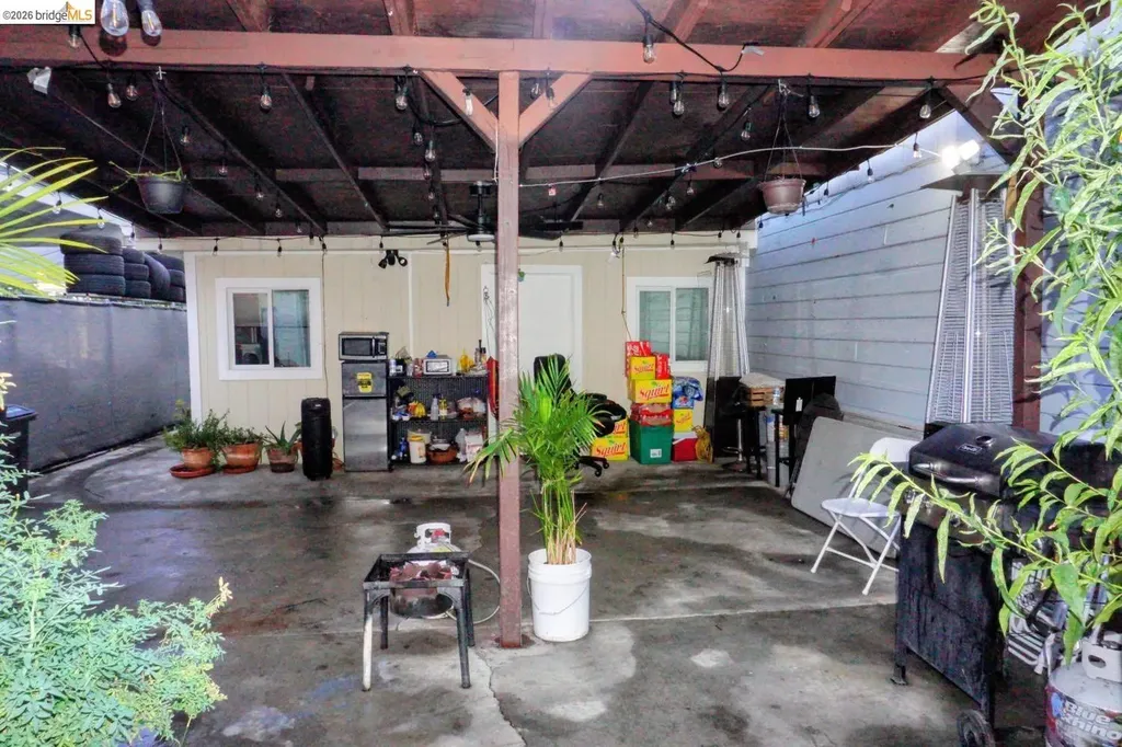 6708 International Boulevard Oakland CA 94621