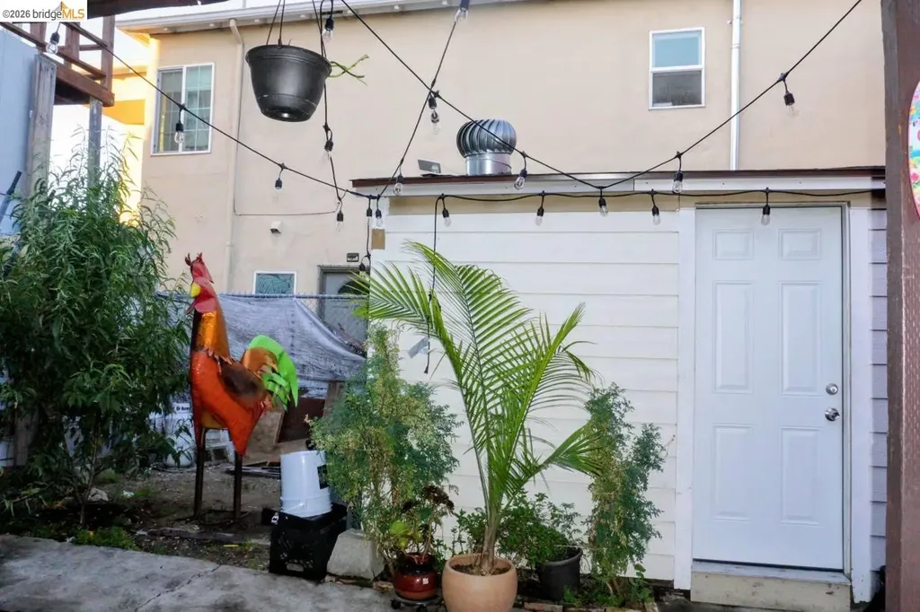 6708 International Boulevard Oakland CA 94621