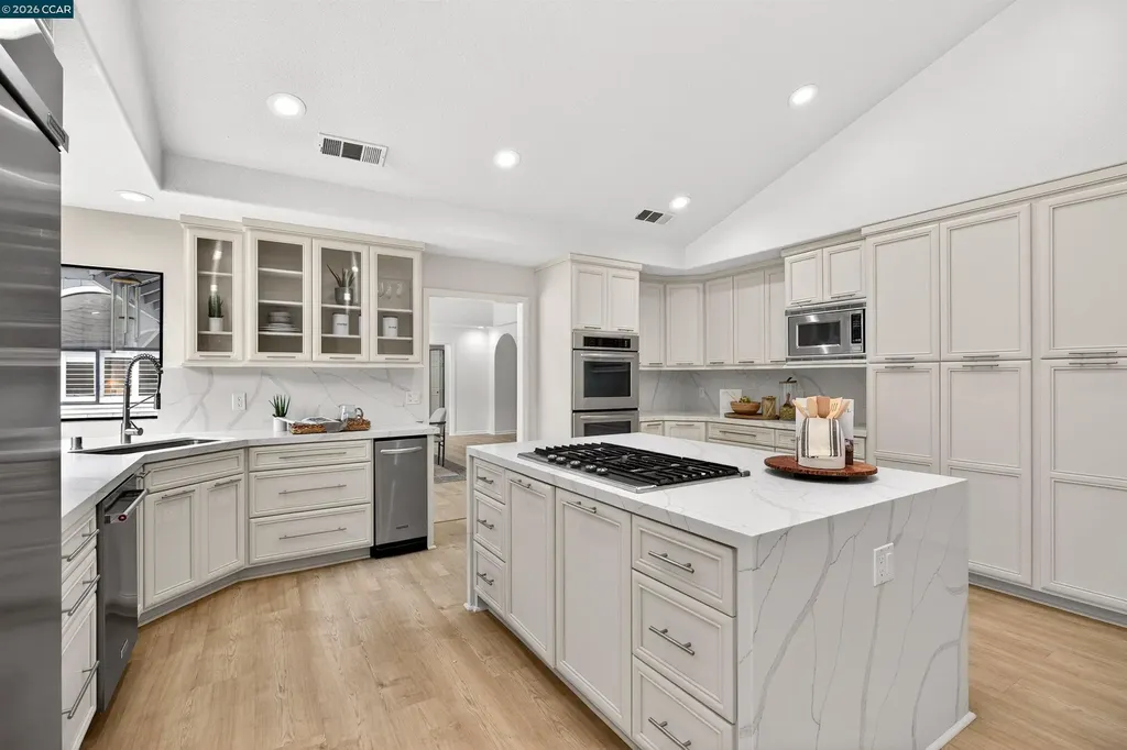 202 Glorietta Boulevard Orinda CA 94563