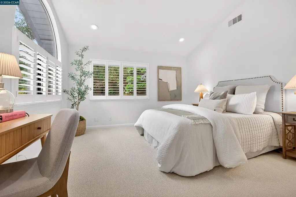 202 Glorietta Boulevard Orinda CA 94563
