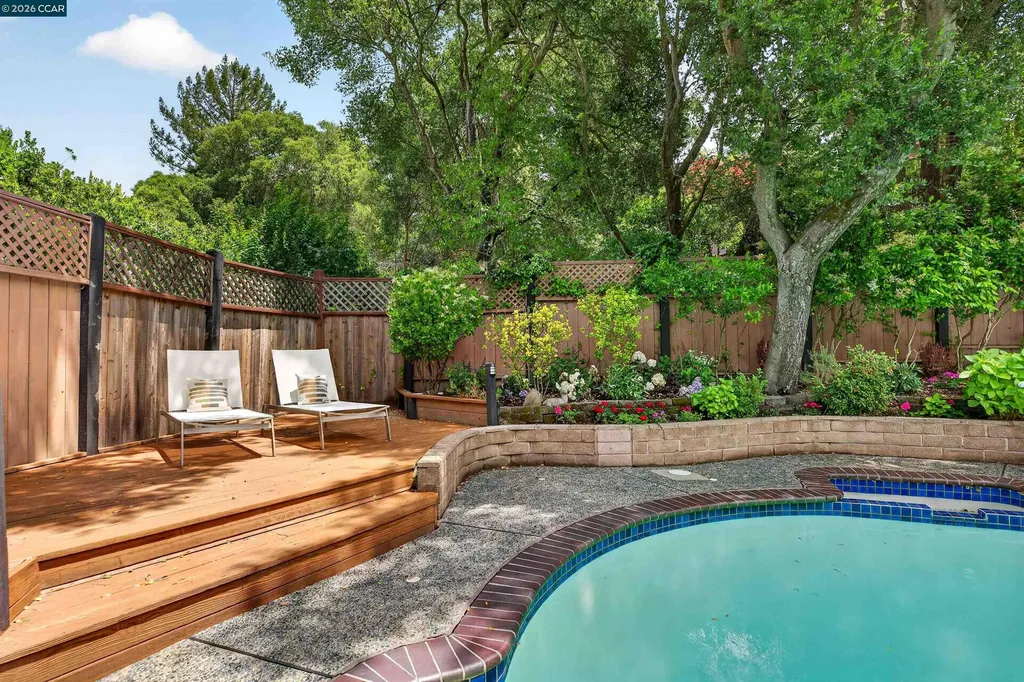 202 Glorietta Boulevard Orinda CA 94563