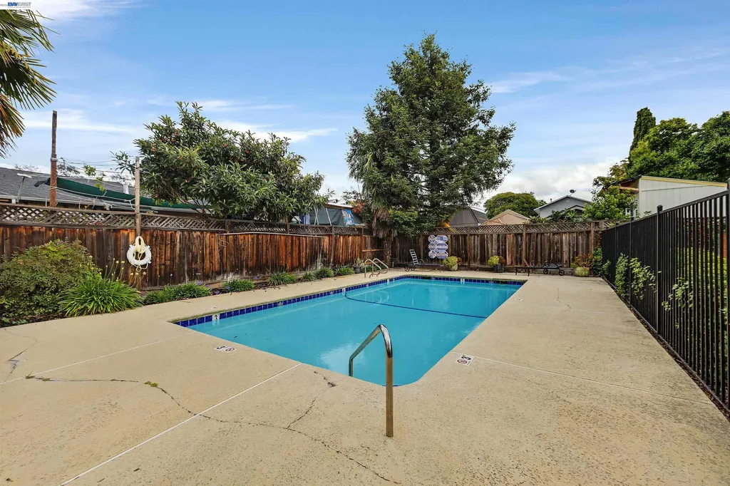 1570 165th Avenue Ashland CA 94578