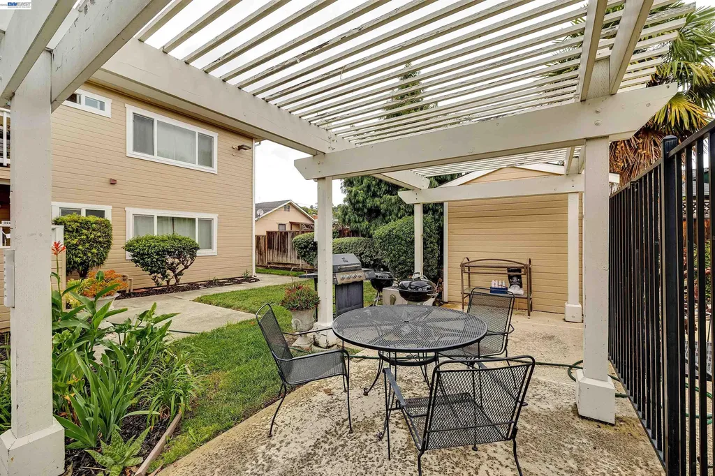 1570 165th Avenue Ashland CA 94578