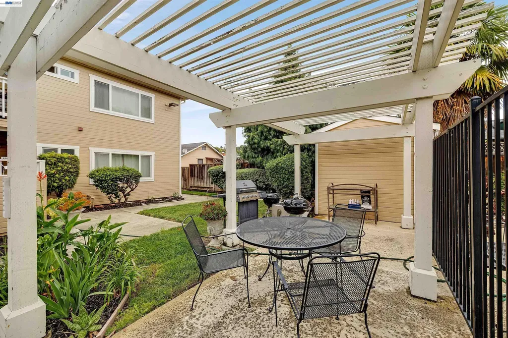 1570 165th Avenue Ashland CA 94578