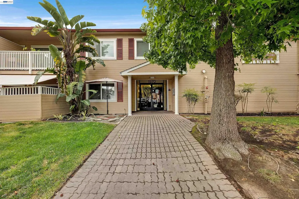 1570 165th Avenue Ashland CA 94578