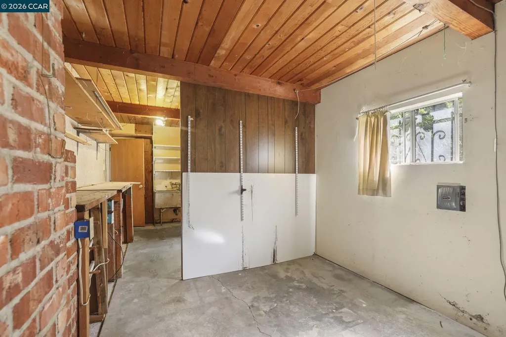 4521 Canyon Road El Sobrante CA 94803