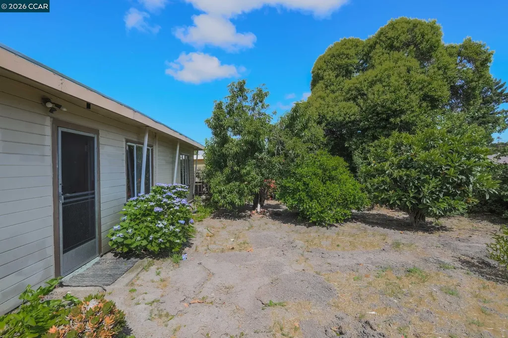 4521 Canyon Road El Sobrante CA 94803