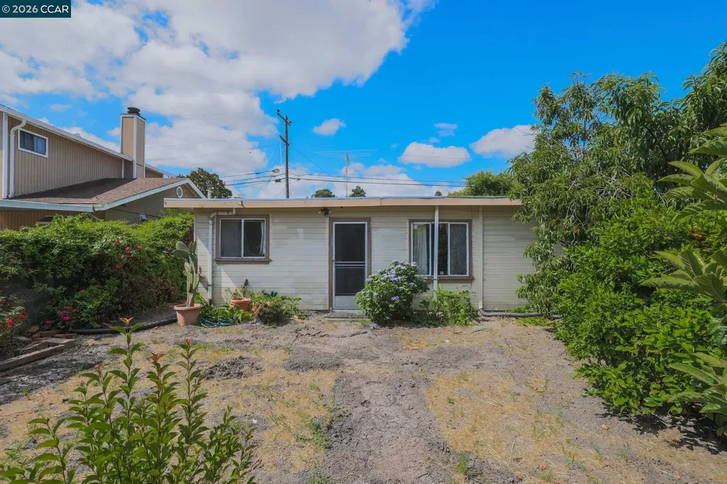4521 Canyon Road El Sobrante CA 94803
