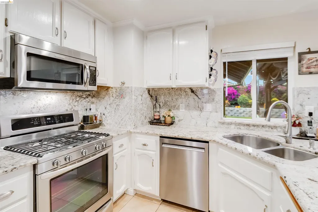 362 Duperu Drive Crockett CA 94525