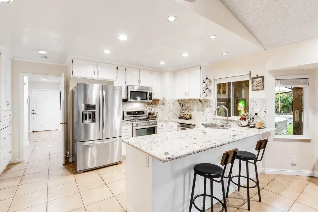 362 Duperu Drive Crockett CA 94525
