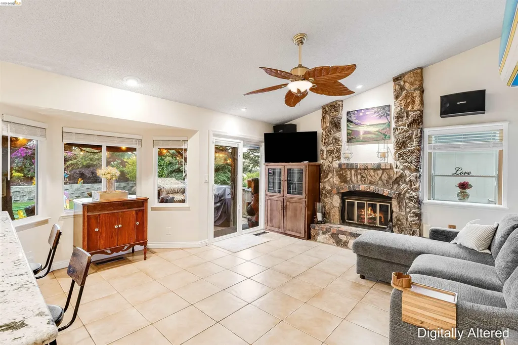 362 Duperu Drive Crockett CA 94525
