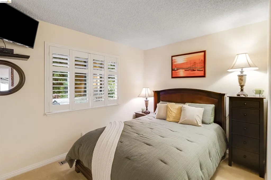 362 Duperu Drive Crockett CA 94525