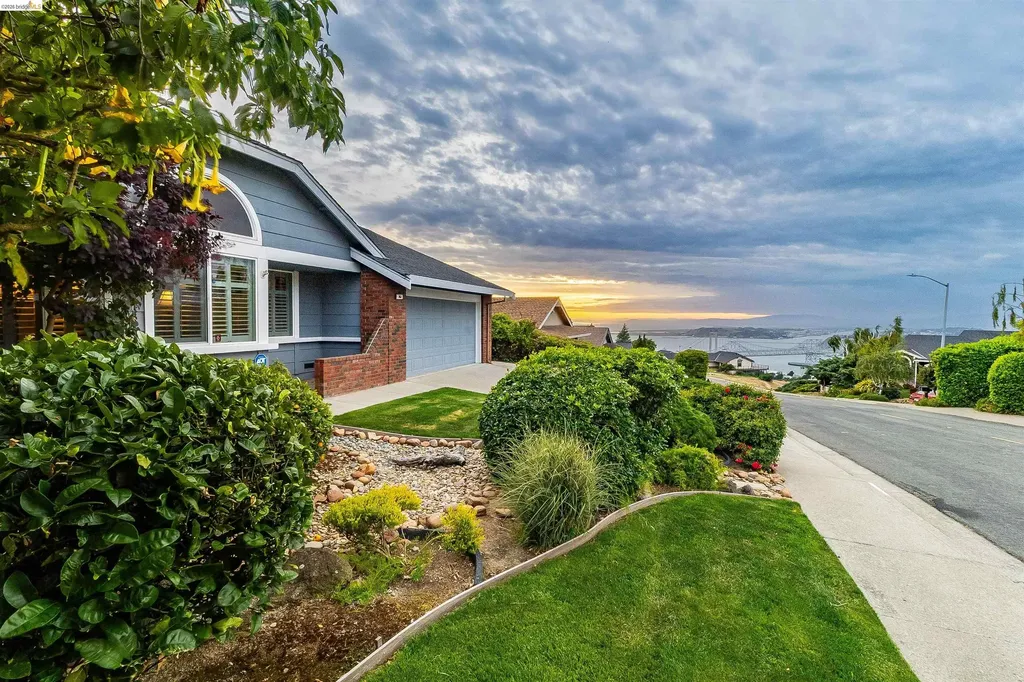 362 Duperu Drive Crockett CA 94525