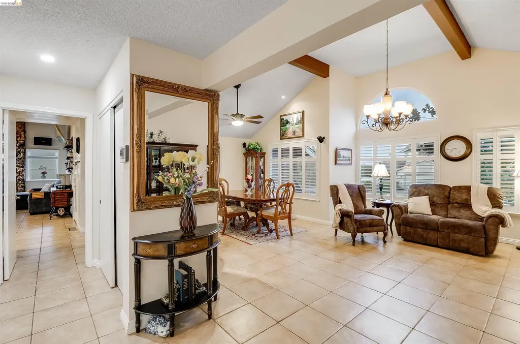 362 Duperu Drive Crockett CA 94525