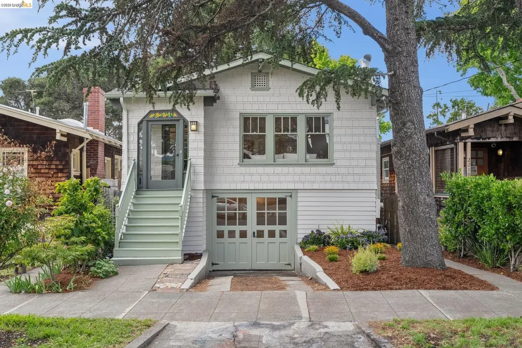 2220 Acton Street Berkeley CA 94702