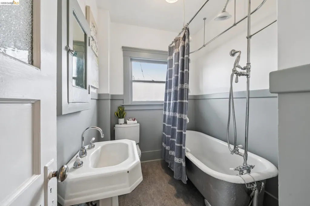2220 Acton Street Berkeley CA 94702