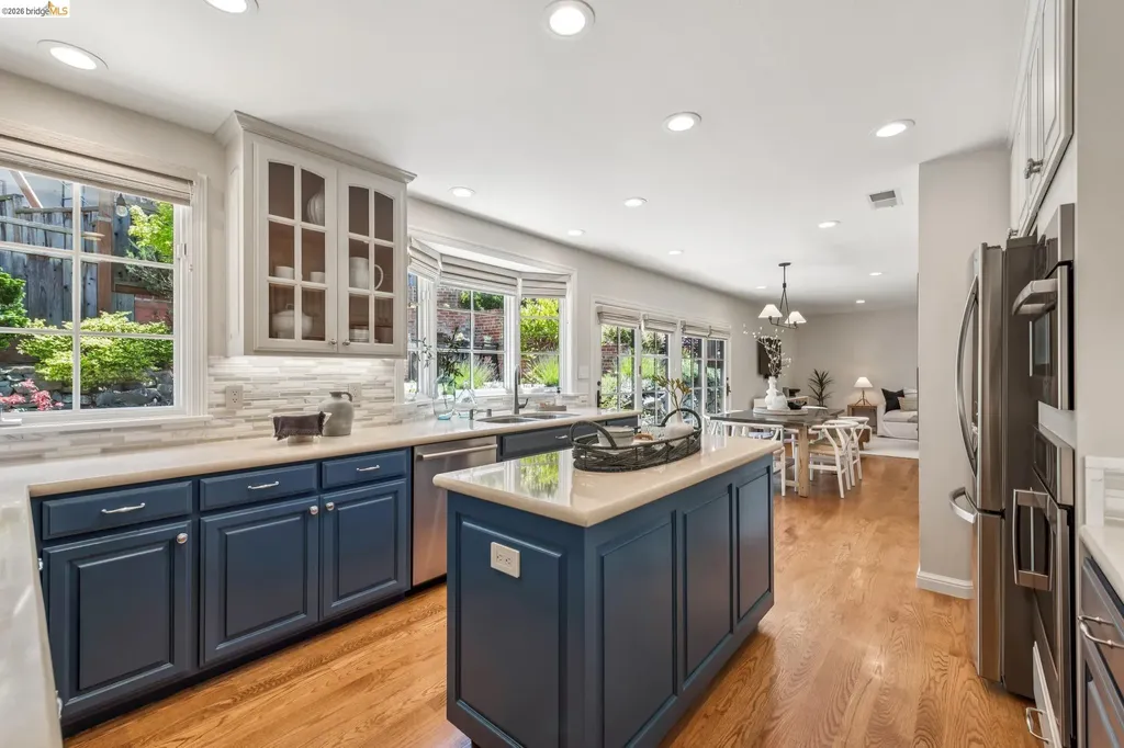 2363 Leimert Boulevard Oakland CA 94602