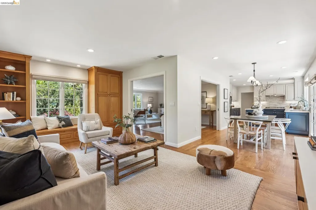 2363 Leimert Boulevard Oakland CA 94602