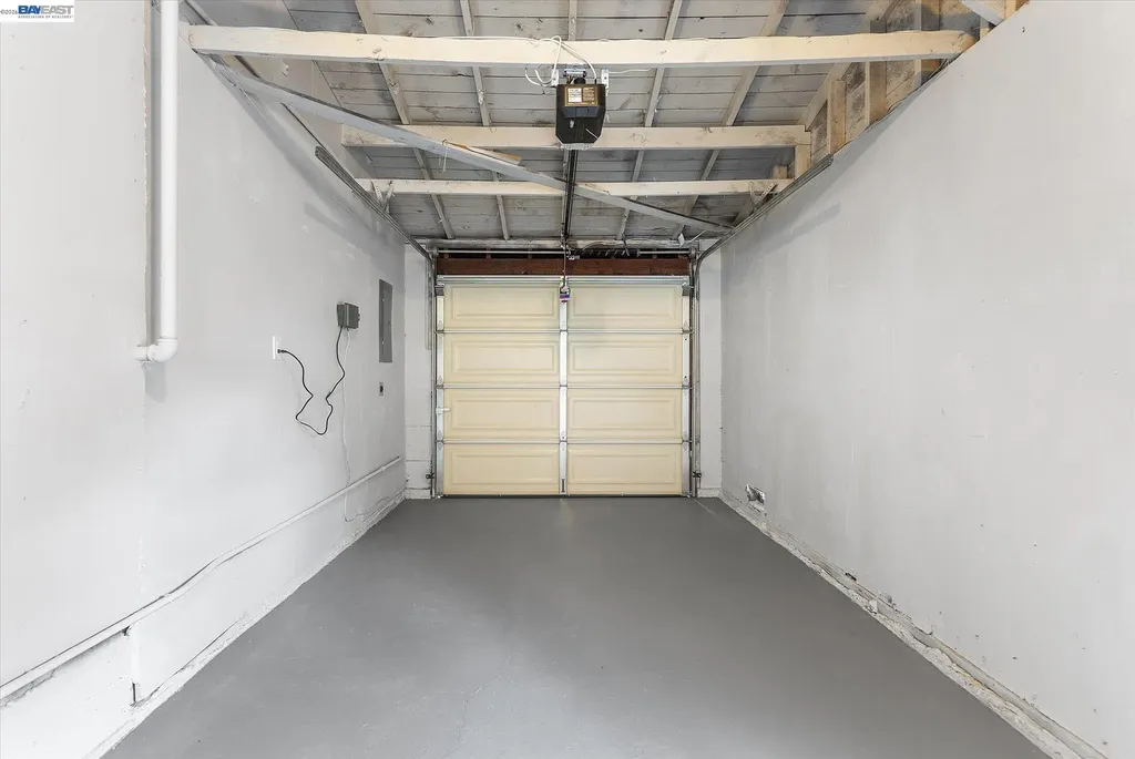 26095 Underwood Avenue Hayward CA 94544