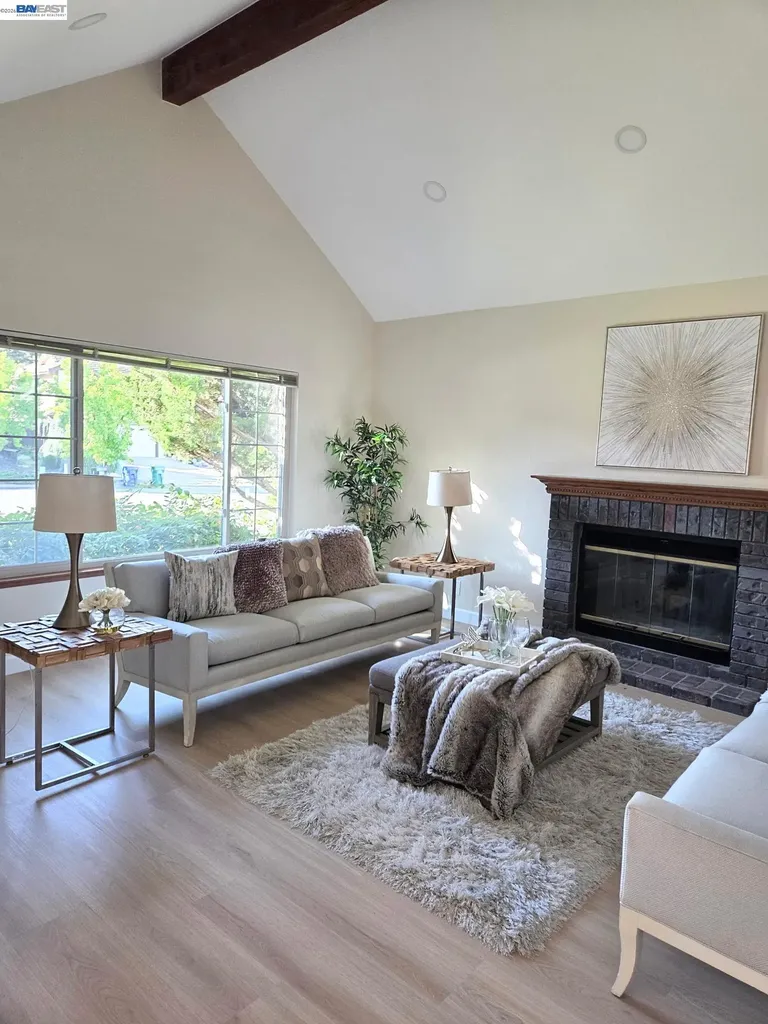 38625 Oliver Way Fremont CA 94536
