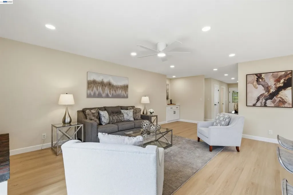 38625 Oliver Way Fremont CA 94536