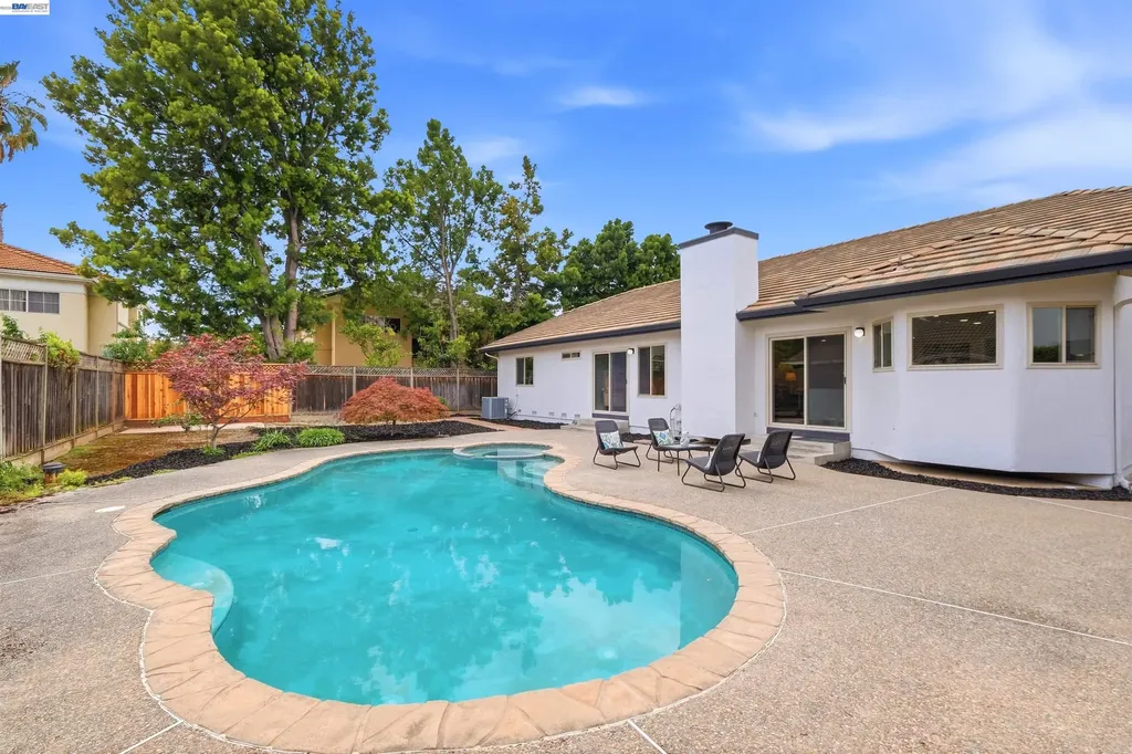 38625 Oliver Way Fremont CA 94536