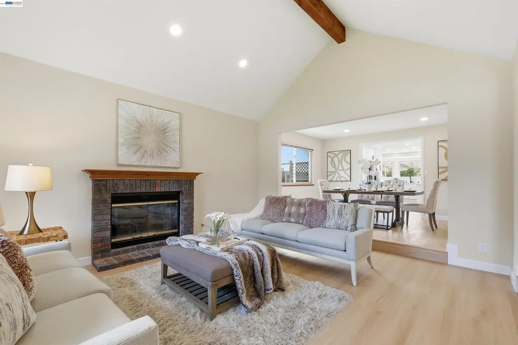 38625 Oliver Way Fremont CA 94536