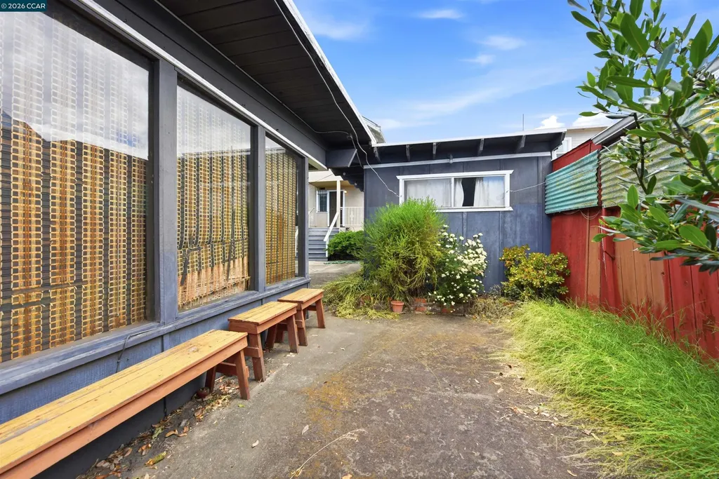 3773 Marion Avenue Oakland CA 94619