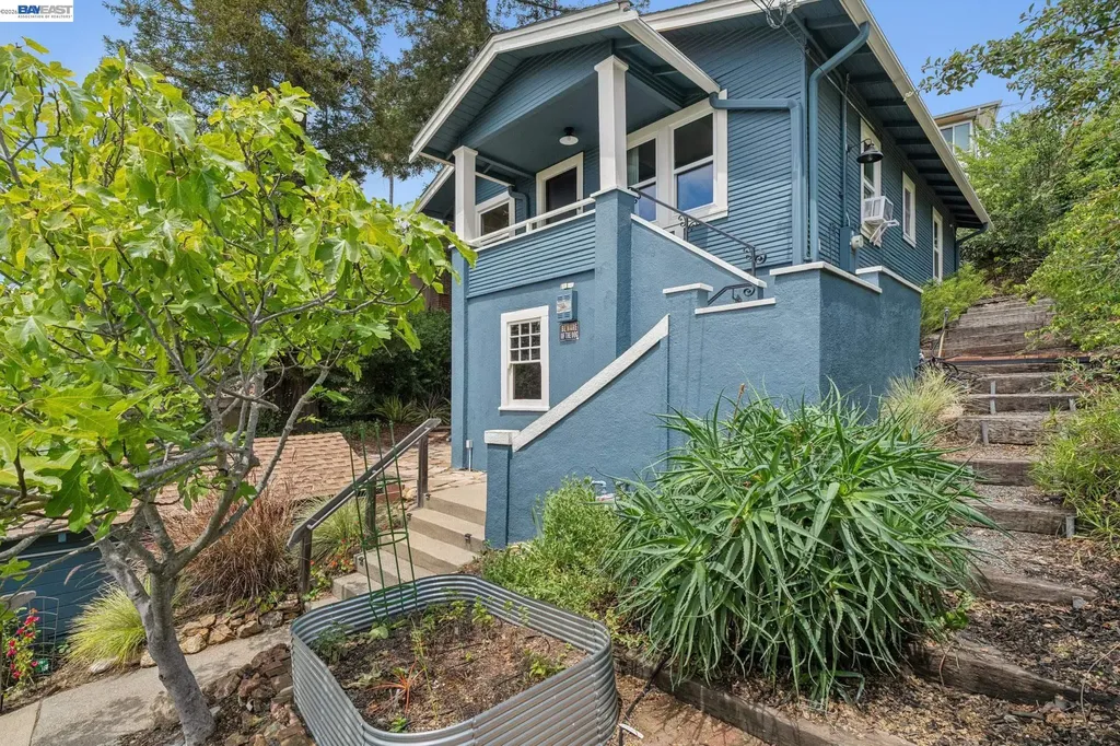 4048 Norton Avenue Oakland CA 94602