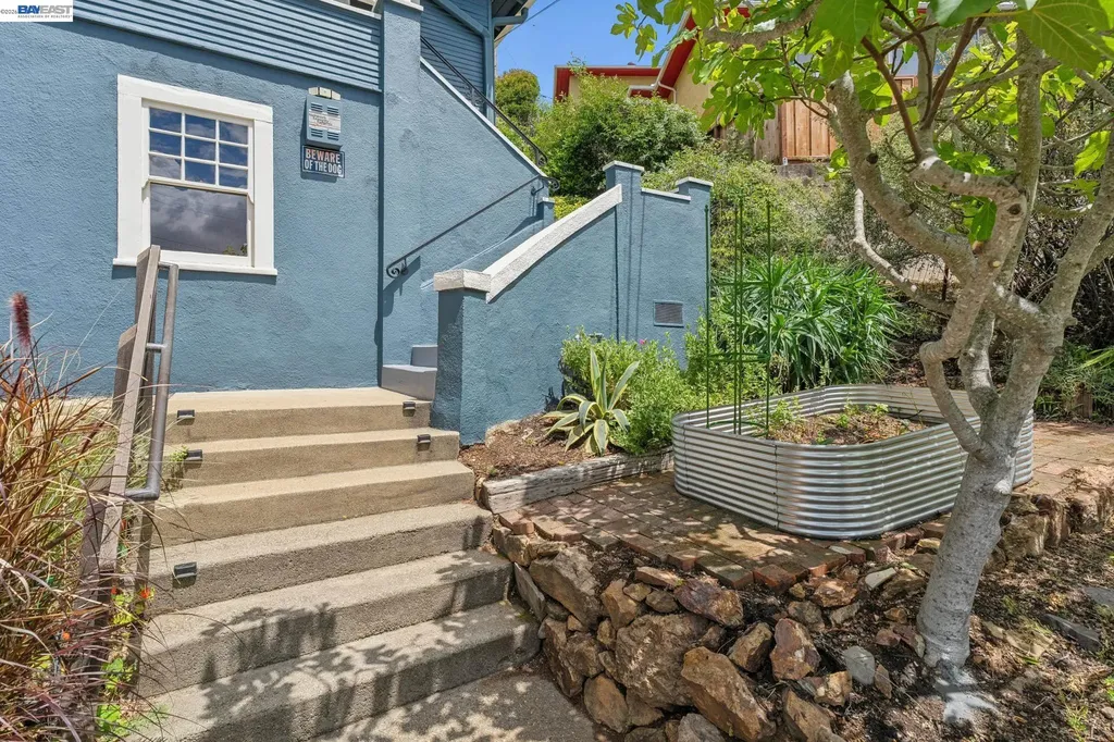 4048 Norton Avenue Oakland CA 94602