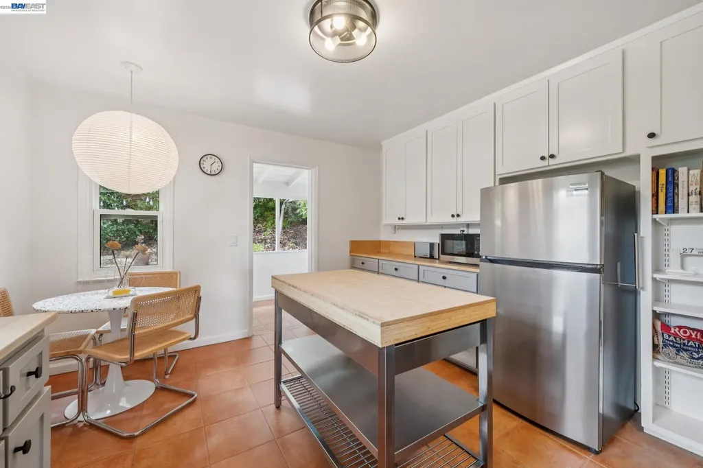 4048 Norton Avenue Oakland CA 94602