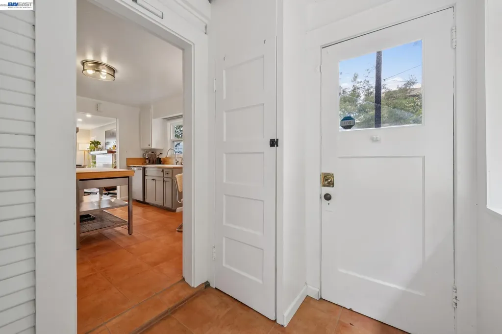 4048 Norton Avenue Oakland CA 94602