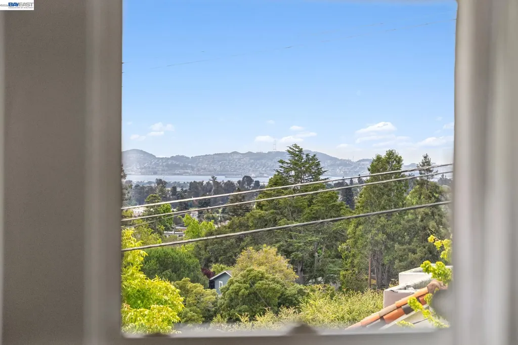4048 Norton Avenue Oakland CA 94602