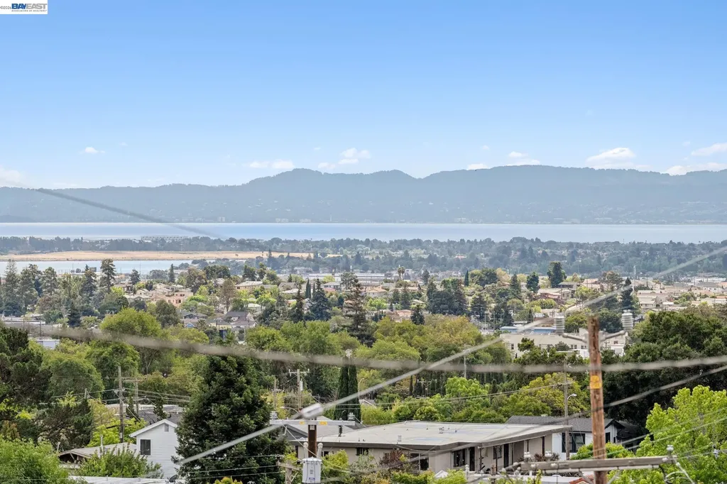 4048 Norton Avenue Oakland CA 94602
