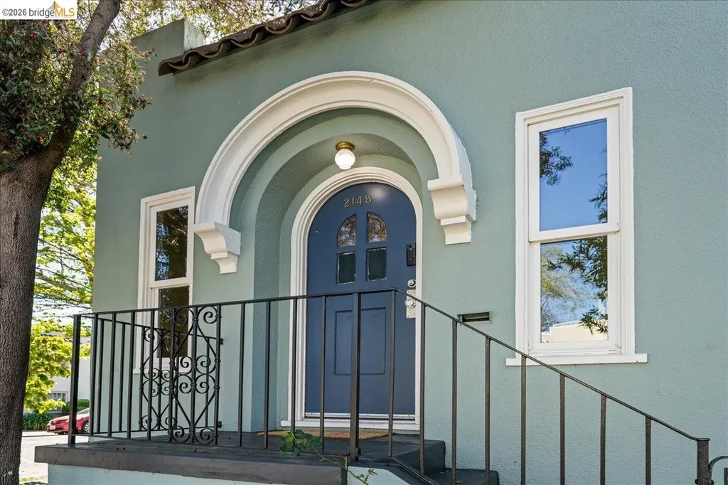 2144-2148 Curtis Berkeley CA 94702
