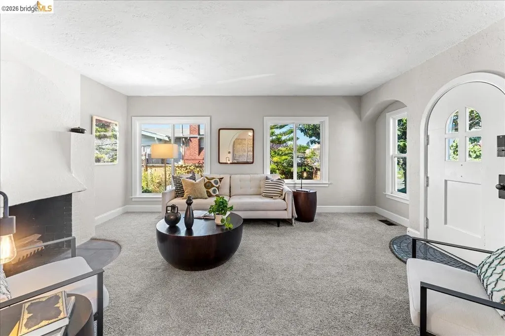 2144-2148 Curtis Berkeley CA 94702