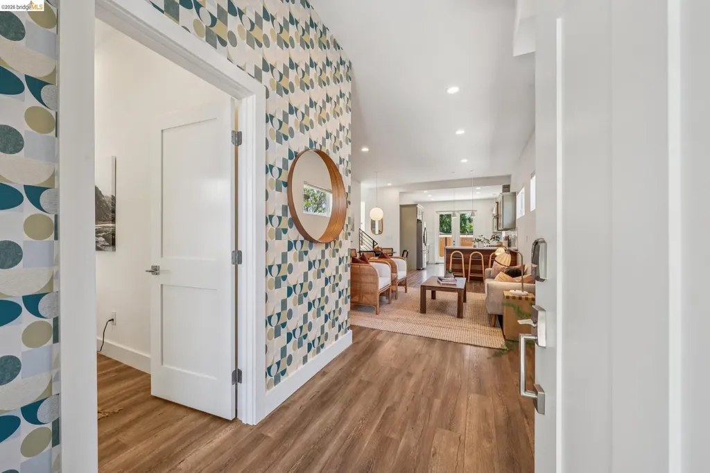 673 45th Street Oakland CA 94609